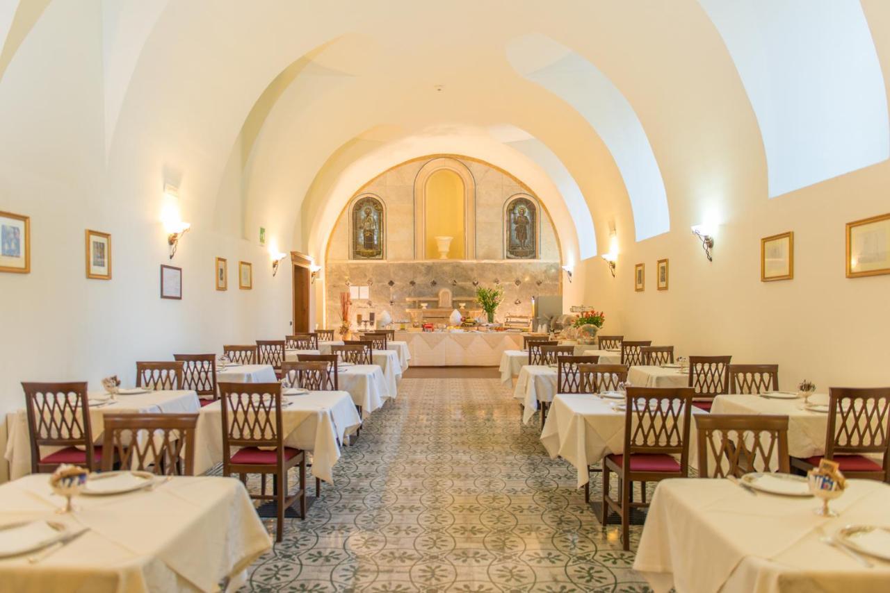 فندق San Paolo Al Convento تراني المظهر الخارجي الصورة