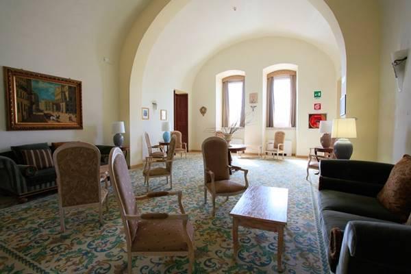فندق San Paolo Al Convento تراني المظهر الخارجي الصورة