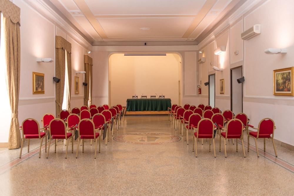 فندق San Paolo Al Convento تراني المظهر الخارجي الصورة